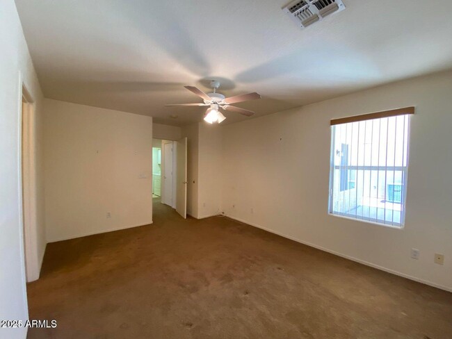 Building Photo - 1461 E La Costa Dr