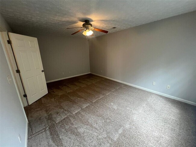 Building Photo - 1785 Campbell Ives Dr SE
