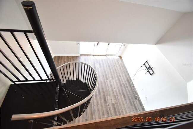 Building Photo - 2400 Feather Sound Dr