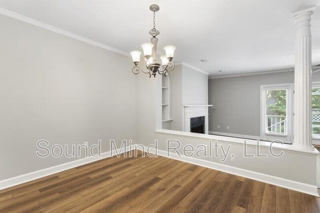 Building Photo - 112 Lomond Ln