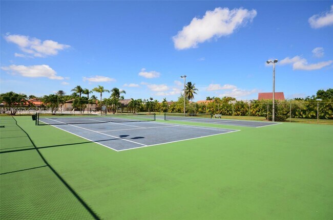 Building Photo - 10400 SW 67th St