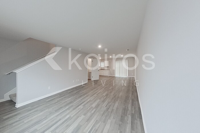 Building Photo - 229 Topaz Ln