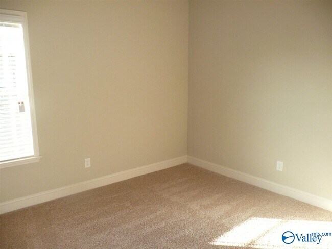 Building Photo - 137 Pembridge Ln