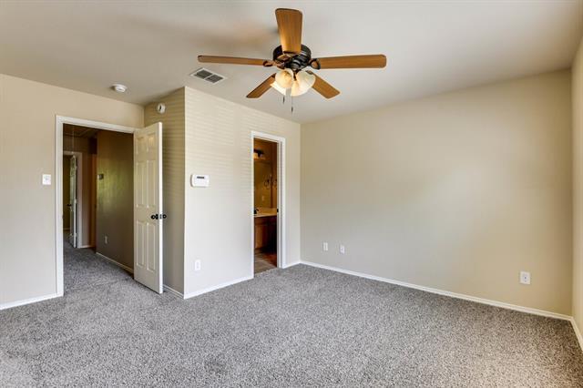 Building Photo - 1443 Ravenwood Dr