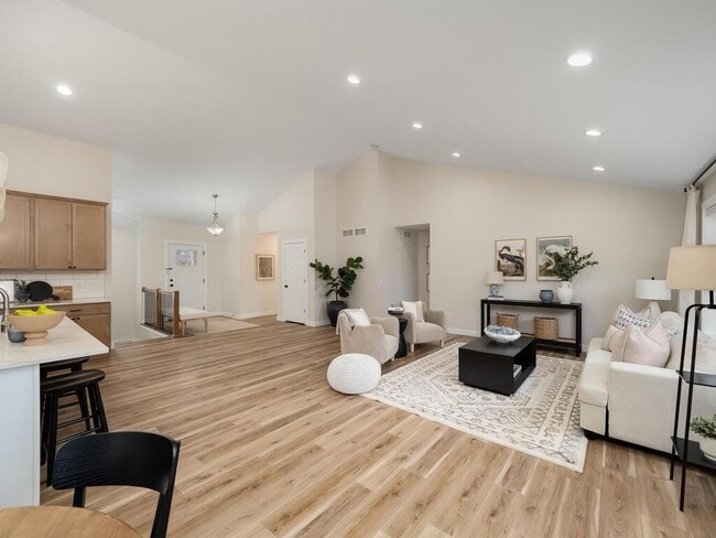 Building Photo - 15110 Eileen Cir