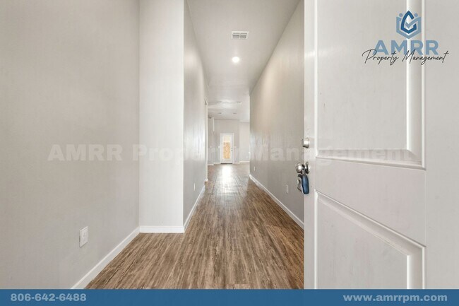 Building Photo - NOW PRE LEASING 4 Bedroom In Frenship ISD!