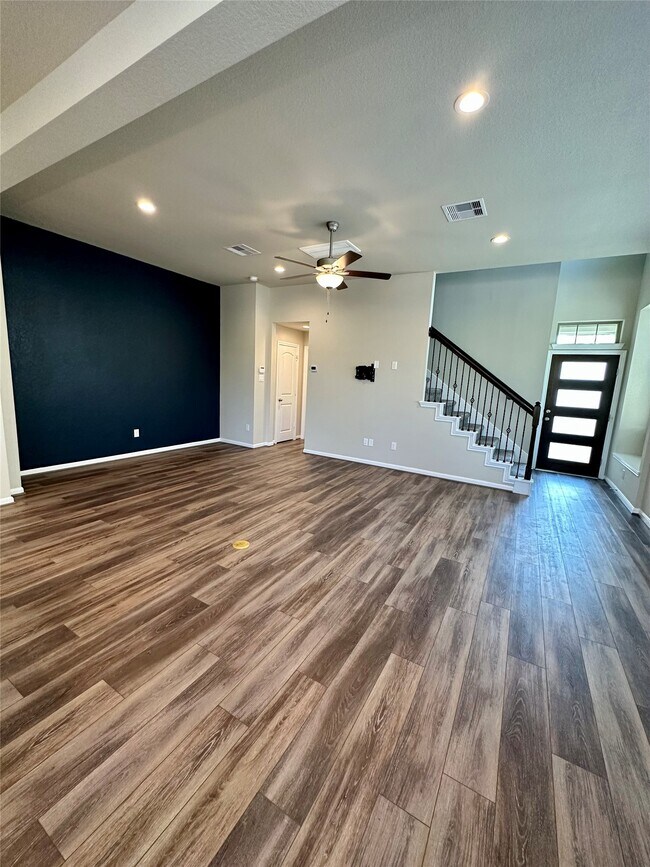 Building Photo - 16215 Northern Cardinal Ln