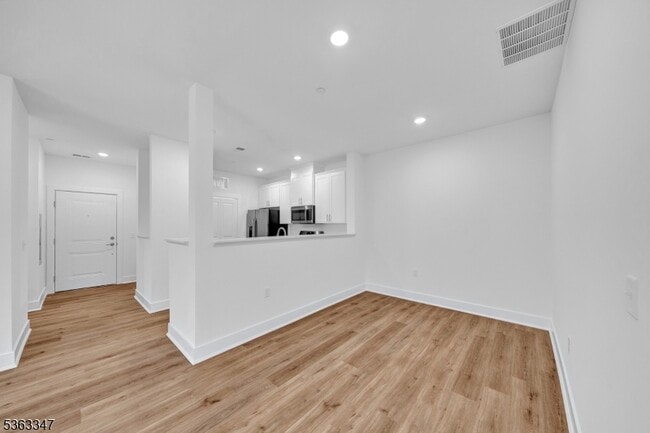 Building Photo - 5103 Mary Ashby Way