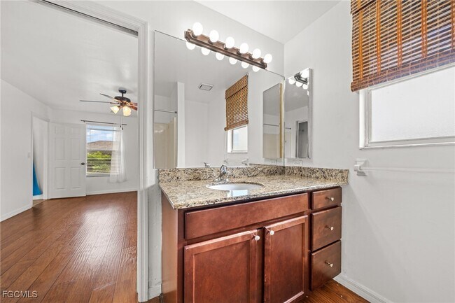 Building Photo - 3911 SW 11th Pl