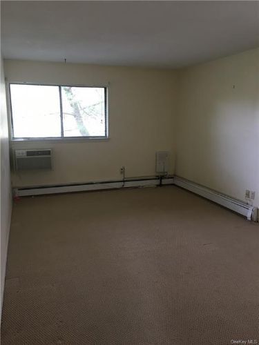 Building Photo - 2 Granada Crescent