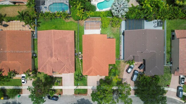 Building Photo - 18405 NW 9th Ct