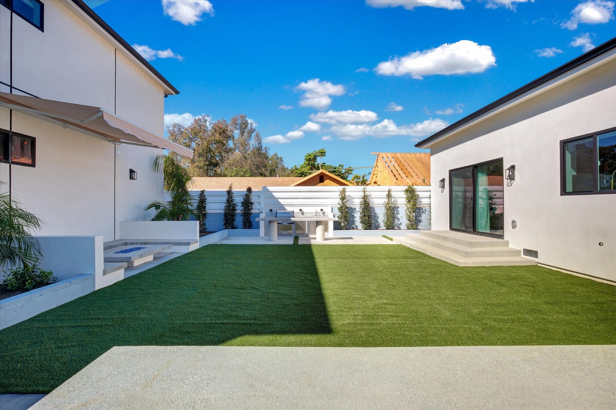 Building Photo - 5348 Thornburn St