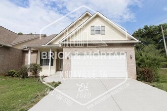 Building Photo - 6810 Springhouse Way