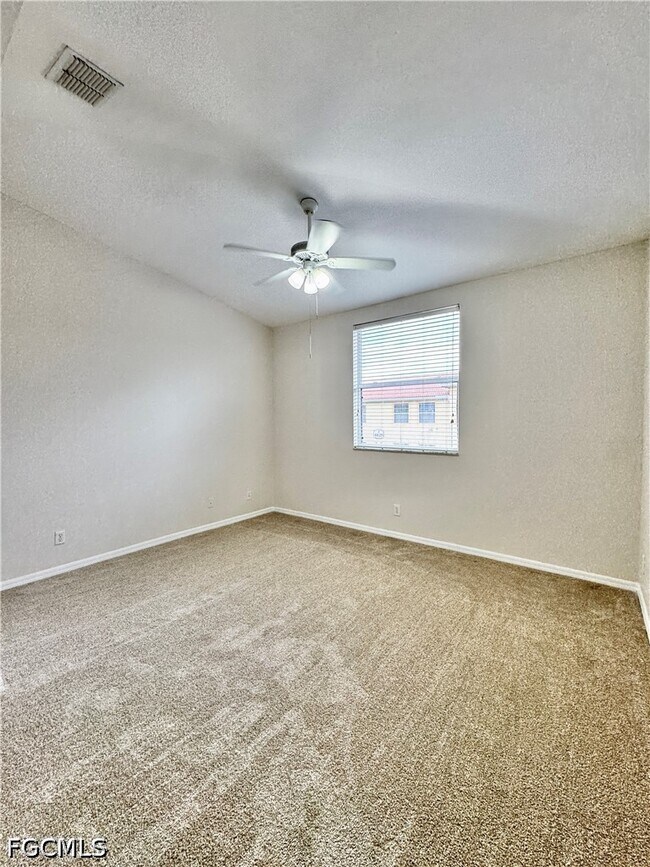 Building Photo - 4128 Bellasol Cir