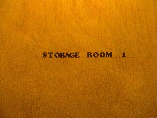 Building Photo - 18 Prospect St