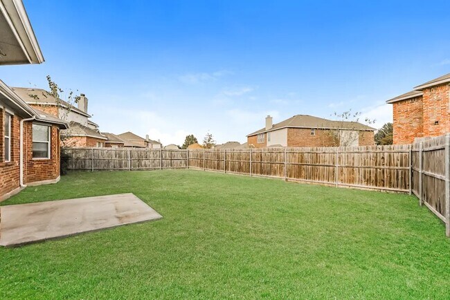 Building Photo - 934 Matagorda Ln