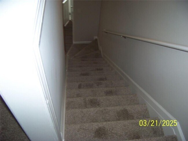 Building Photo - 2787 Deerwood Ln