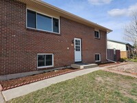 Building Photo - 905 New Bedford Dr