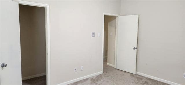 Building Photo - 2828 Gardendale Dr
