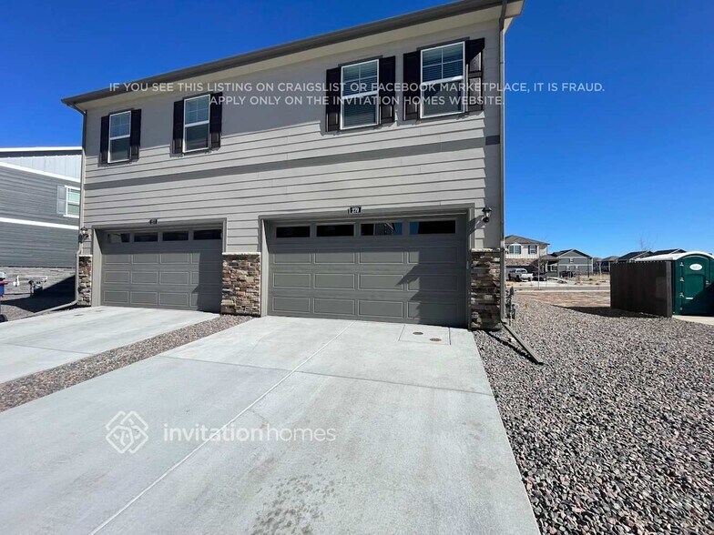 Building Photo - 279 S Uriah St