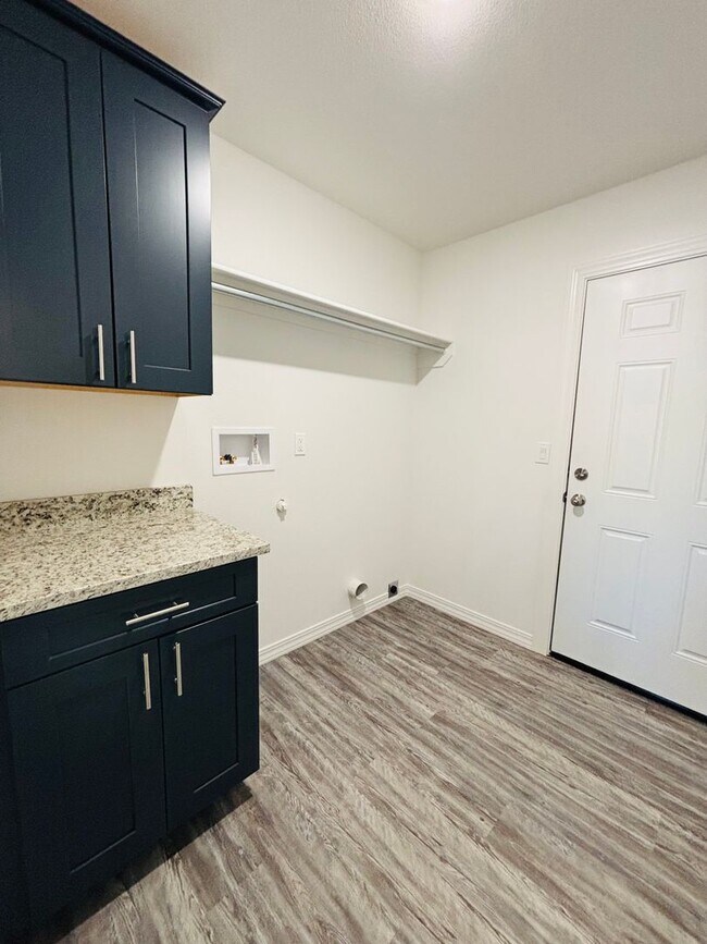 Building Photo - 2629 Aldrich Rd