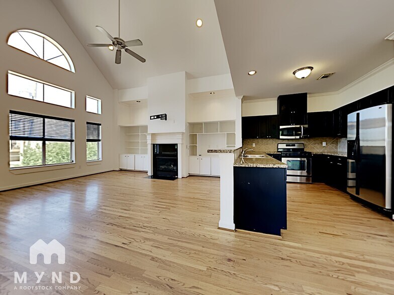 Building Photo - 5343 Kiam St