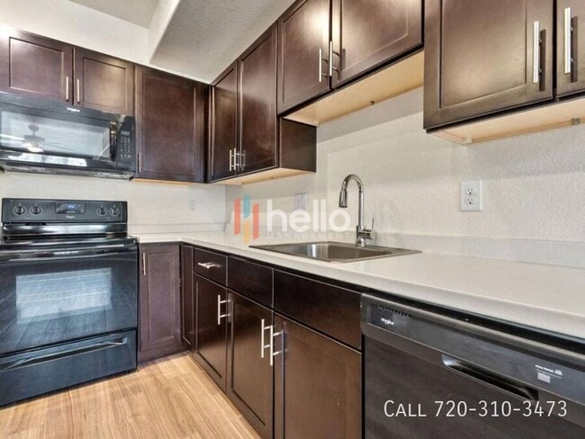 Building Photo - 9494 E 109th Dr