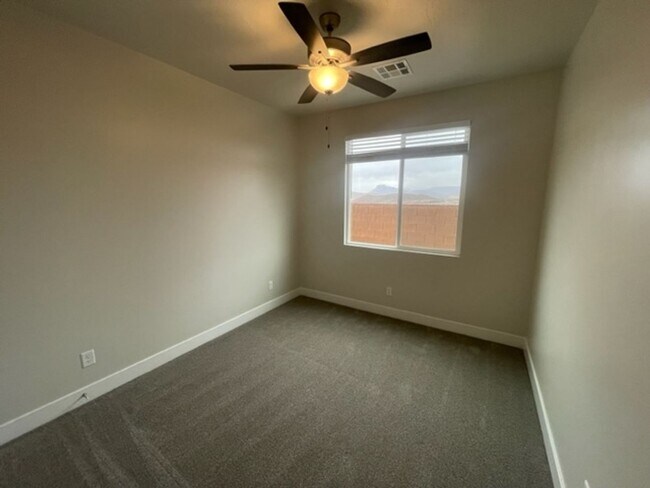 Building Photo - 2142 W 380 S