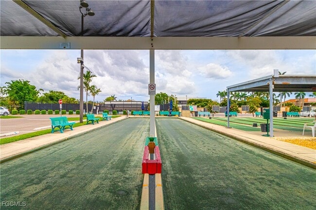 Building Photo - 1724 Pine Valley Dr