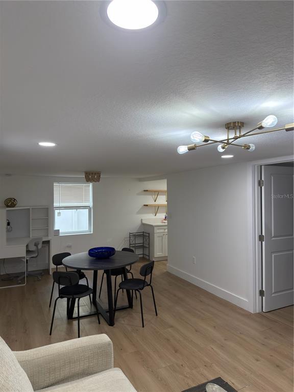 Building Photo - 2417 W Gray St