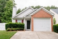 Building Photo - Cozy Ranch Living with Fenced Backyard in the Heart of Holly Springs!