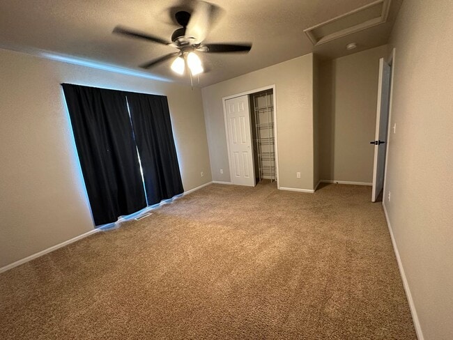 Building Photo - Beautiful 3 Bed 2.5 Bath Townhouse in NW F...