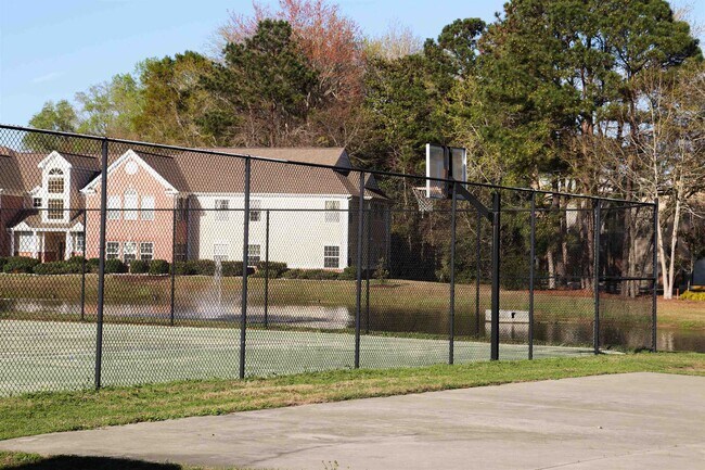 Building Photo - 4384 Daphne Ln