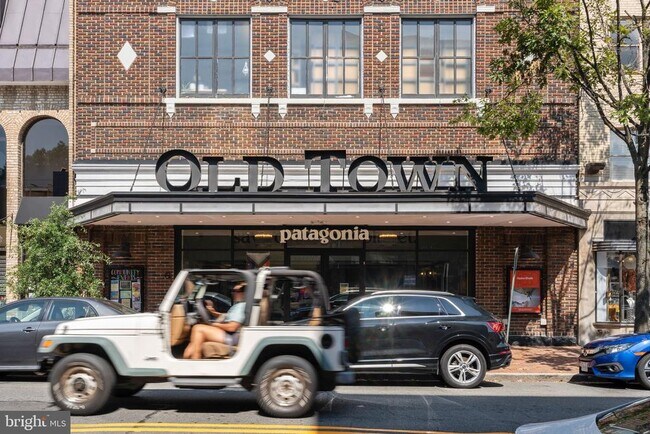 Building Photo - 901 King St