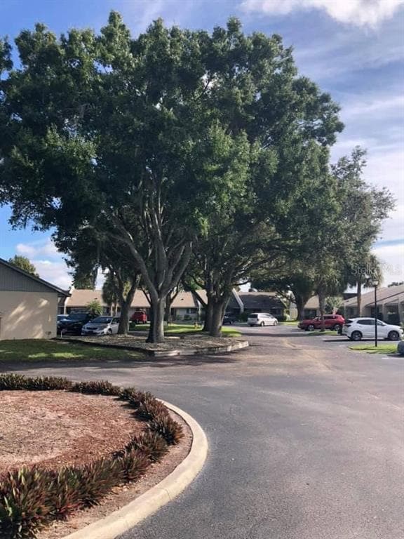 Building Photo - 2600 Lucerne Park Rd