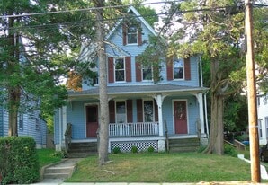 Building Photo - 715 Stokes Ave