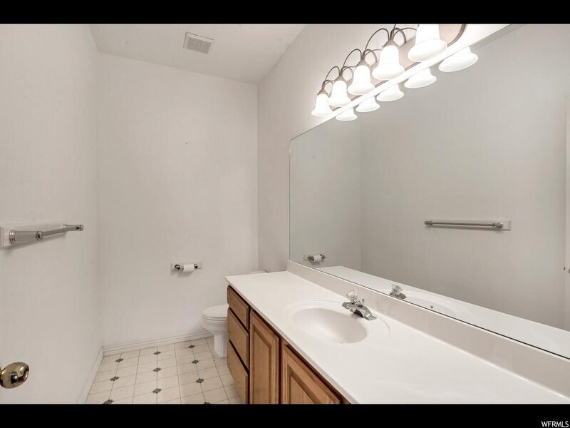 Building Photo - 1309 E 670 N