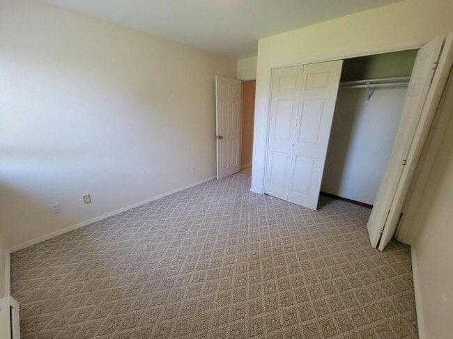 Building Photo - 2 bedroom in Billings MT 59102