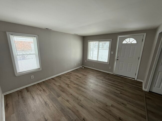 Building Photo - 21974 Elroy Ave