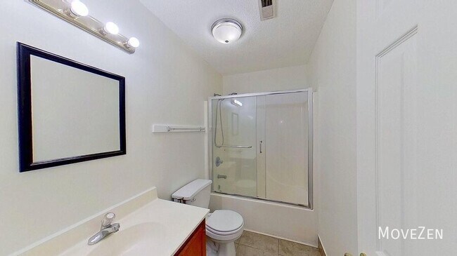 Building Photo - 509 Rosecrest Dr