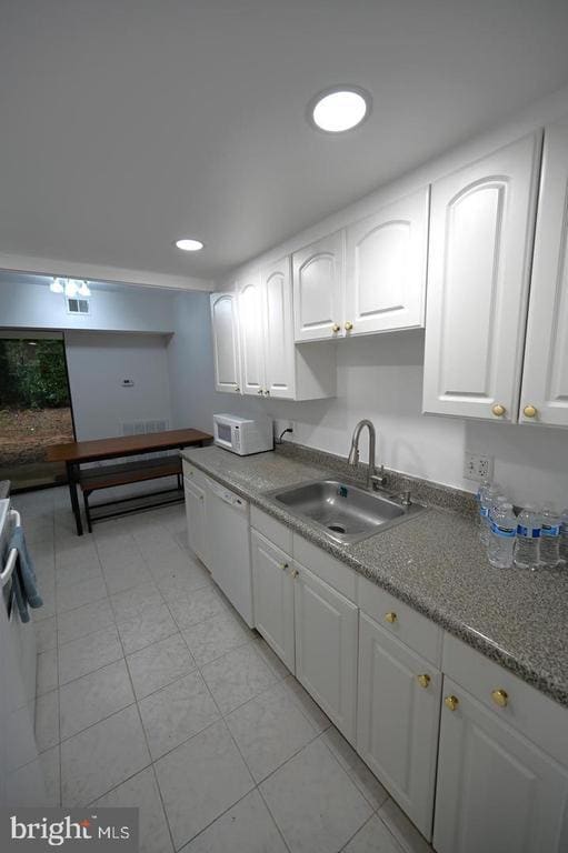 Building Photo - 2237 Castle Rock Square