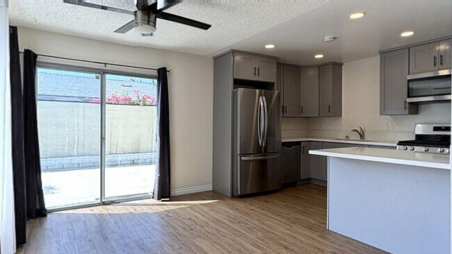 Building Photo - 7920 Temecula Pl