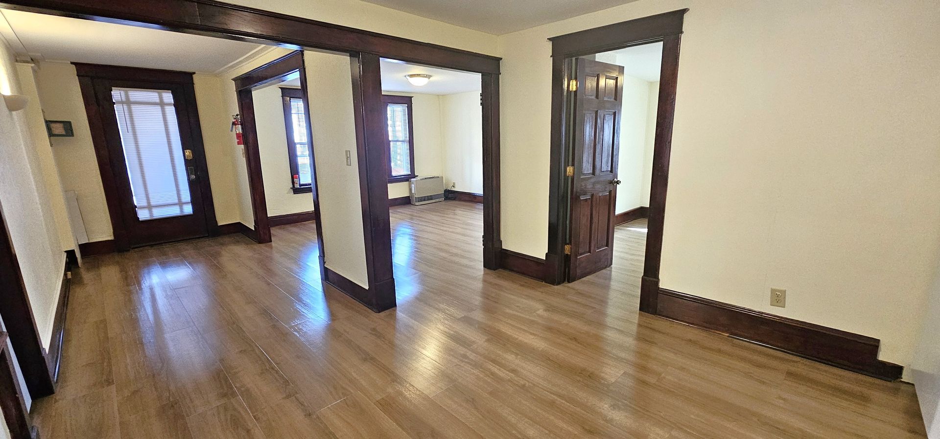 Building Photo - 135 N Champlain St