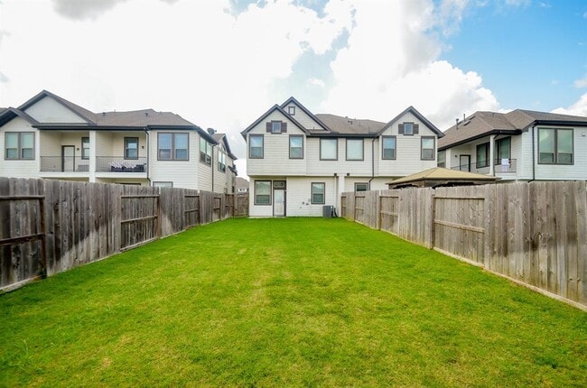 Building Photo - 1555 Rustling Creek Dr