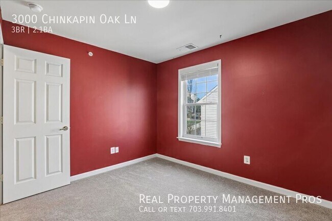 Building Photo - 3000 Chinkapin Oak Ln