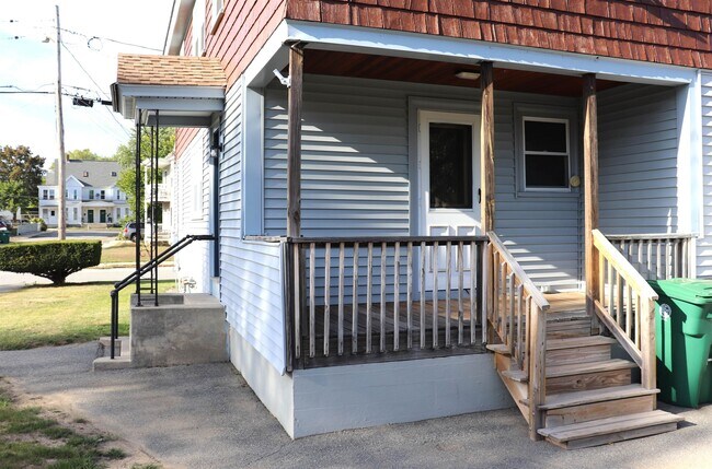 Building Photo - 32 Gilman St