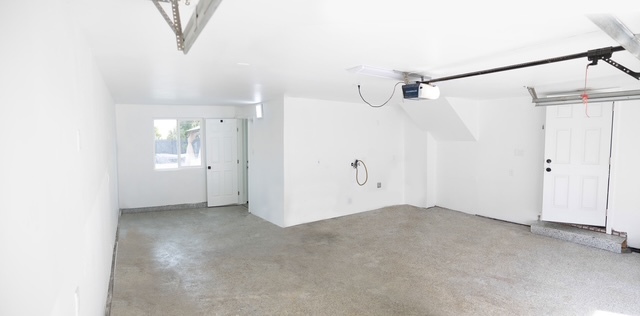 Building Photo - 53130 Avenida Mendoza