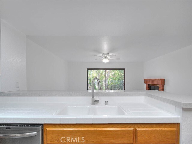 Building Photo - 1548 Vallecito Dr