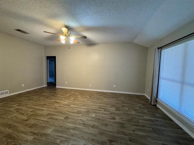 Building Photo - 823 Colson Dr