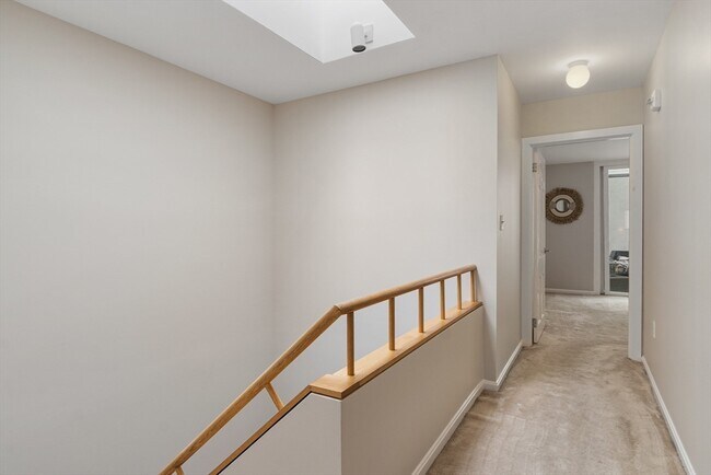 Building Photo - 100 Keyes Rd